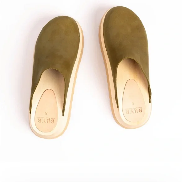 Bryr  Clogs Chonk in Kelp - Picture 12 of 14